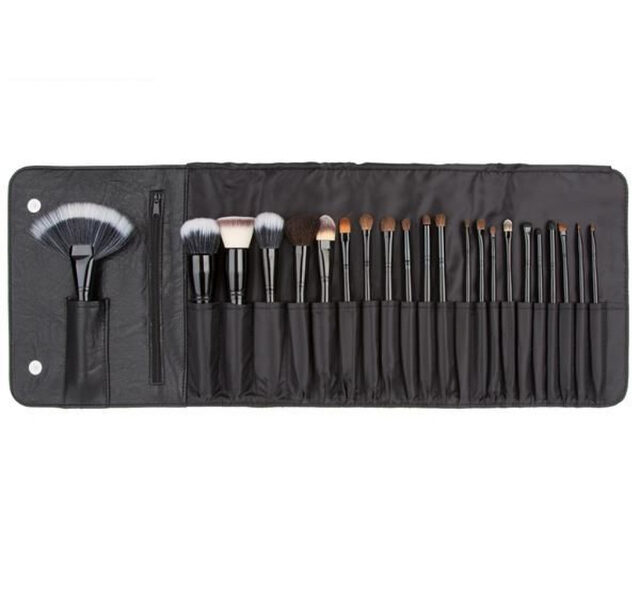 22 Piece Brush Set - Coastal Scents
