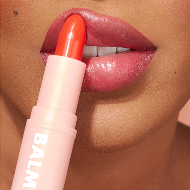 VELVET LIPS / BALSAMO LABIAL CHERRY RED - Imagen 2