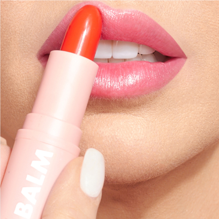 VELVET LIPS / BALSAMO LABIAL CHERRY RED - Imagen 3