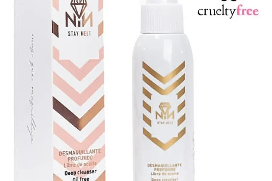 STAY MELT DESMAQUILLANTE PROFUNDO