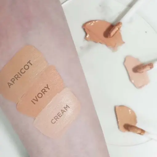 Cream - Corrector Fluido Con Ácido Hialurónico | Magic Plus Lumiére - Imagen 3